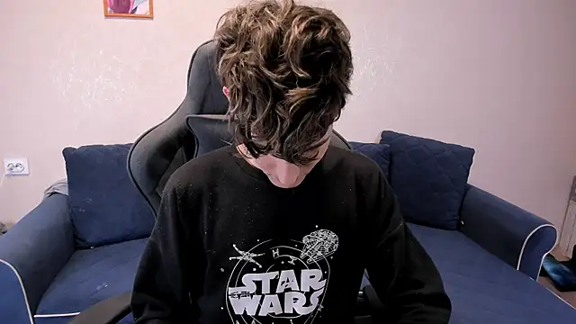 James Mills online show from October 2025 07:01:01 PM