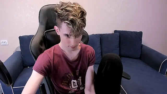 James Mills online show from November 2025 07:12:01 PM