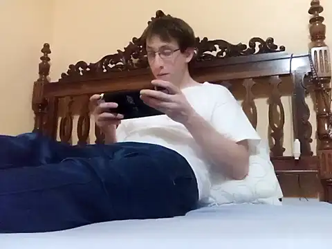 Snapshot of White_rabbit_ chatting on January 2025 08:21:02 PM White rabbit online show from January 2025 08:21:02 PM