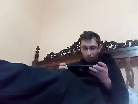 Snapshot of White_rabbit_ chatting on January 2025 10:06:01 PM White rabbit online show from January 2025 10:06:01 PM