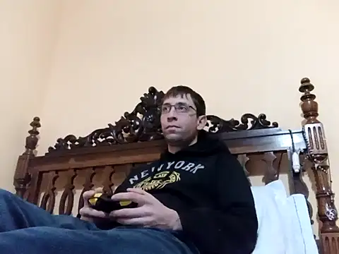 Snapshot of White_rabbit_ chatting on January 2025 08:34:01 AM White rabbit online show from January 2025 08:34:01 AM