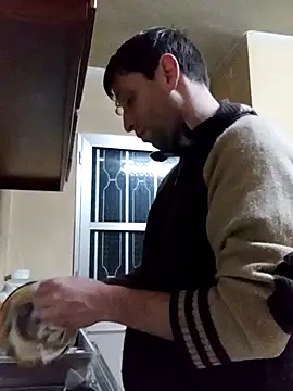 Snapshot of White_rabbit_ chatting on February 2025 09:29:01 PM White rabbit online show from February 2025 09:29:01 PM