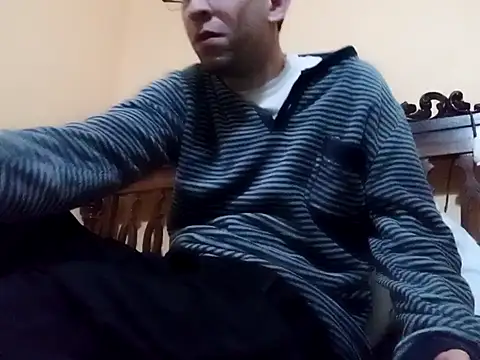 Snapshot of White_rabbit_ chatting on February 2025 08:34:01 PM White rabbit online show from February 2025 08:34:01 PM