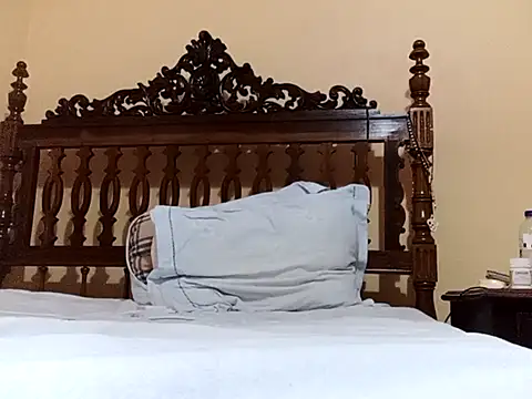 Snapshot of White_rabbit_ chatting on March 2025 08:35:02 PM White rabbit online show from March 2025 08:35:02 PM