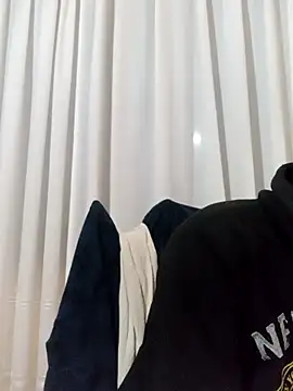 Snapshot of White_rabbit_ chatting on March 2025 07:17:01 PM White rabbit online show from March 2025 07:17:01 PM