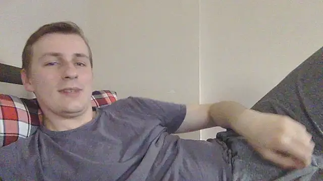 Snapshot of your_andy chatting on October 2025 07:03:02 AM your andy online show from October 2025 07:03:02 AM