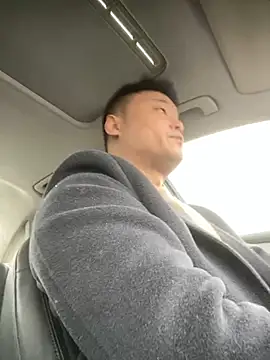 Snapshot of S00 chatting on December 2024 03:35:01 AM S00 online show from December 2024 03:35:01 AM