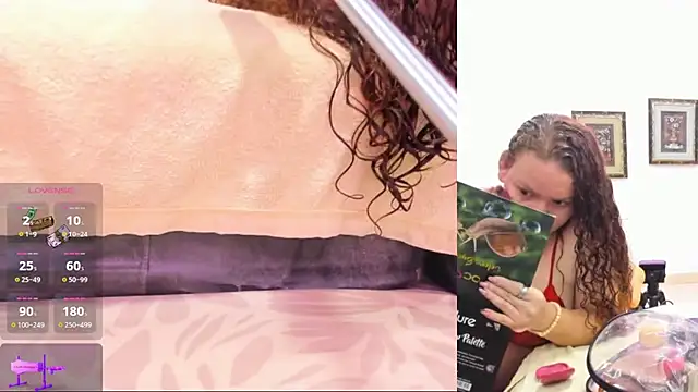 Paulina Davis  online show from January 2025 03:25:02 AM