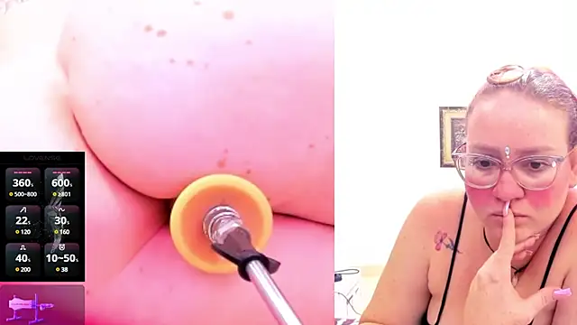 Paulina Davis  online show from March 2025 12:53:01 AM