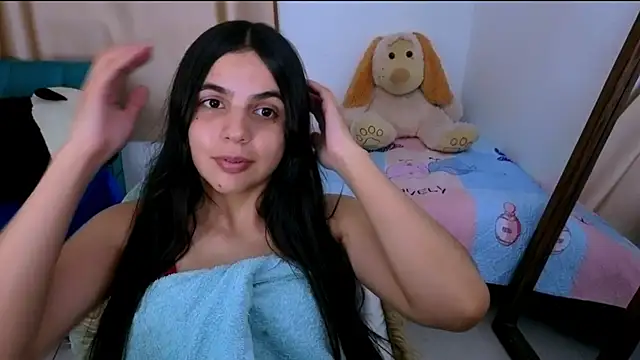  elenna online show from October 2025 07:57:02 PM