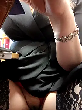 Snapshot of Office_Albertina chatting on January 2025 04:18:02 AM Office Albertina online show from January 2025 04:18:02 AM