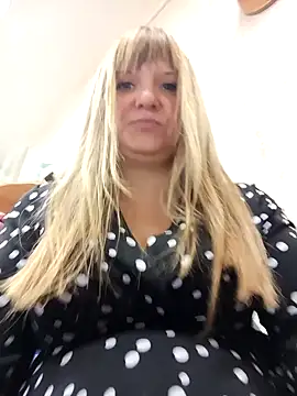 Snapshot of Office_Albertina chatting on September 2025 10:10:02 PM Office Albertina online show from September 2025 10:10:02 PM