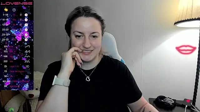 Christen John lover online show from February 2025 11:32:02 PM