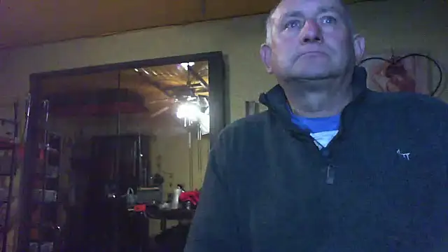 Snapshot of jeanlulu chatting on October 2025 07:23:02 PM jeanlulu online show from October 2025 07:23:02 PM