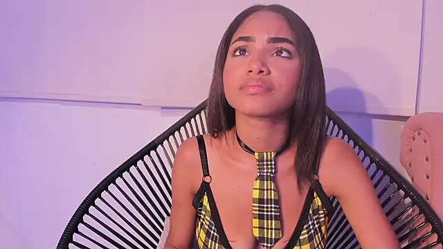 kristyl paez online show from February 2025 10:11:01 PM