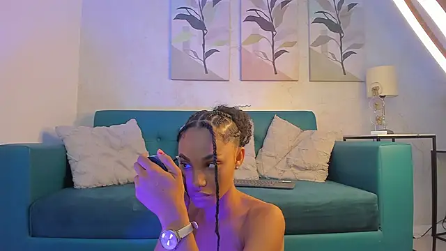 kristyl paez online show from October 2025 07:22:01 PM