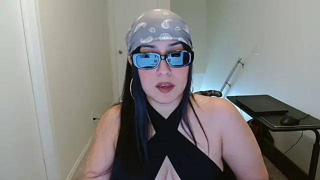 Sassy Latina online show from October 2025 07:34:02 PM