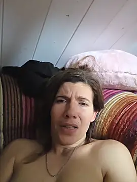 Lina lou4 online show from November 2025 05:13:02 PM