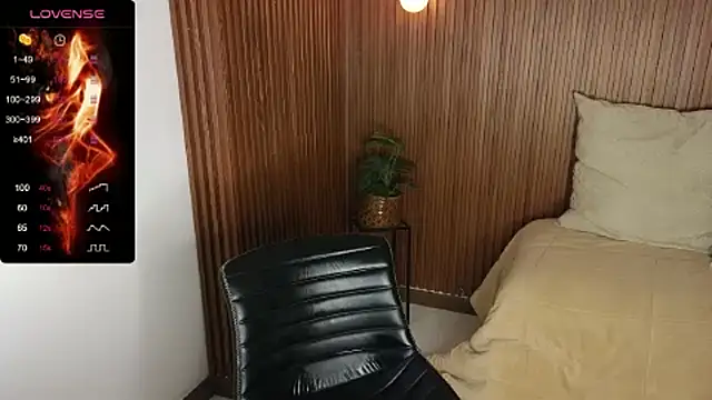 Snapshot of AmelieAxie chatting on March 2025 02:52:01 AM AmelieAxie online show from March 2025 02:52:01 AM