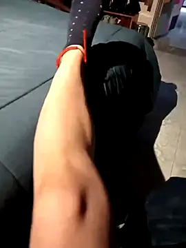 monyhoy online show from October 2025 09:15:01 PM