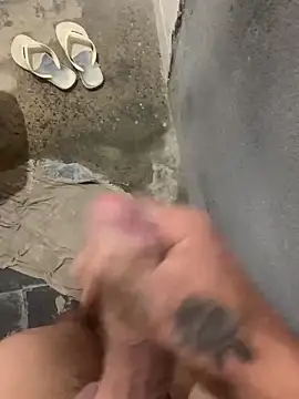 Cortez1225 online show from February 2025 04:31:01 AM