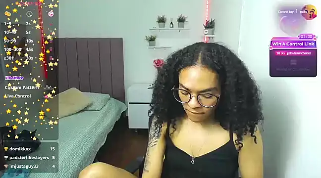 Nina lovee  online show from December 2024 04:49:01 PM