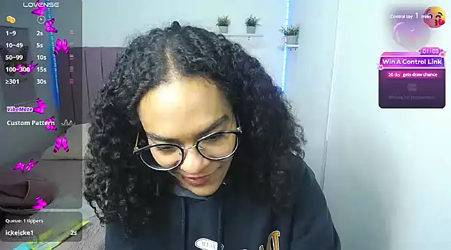 Nina lovee  online show from December 2024 04:27:02 PM
