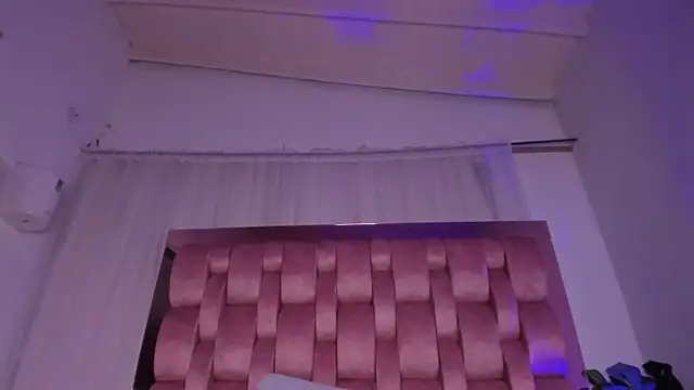 Snapshot of swt_kahia chatting on November 2025 12:09:01 AM swt kahia online show from November 2025 12:09:01 AM