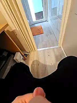 cross10 online show from February 2025 01:22:01 PM