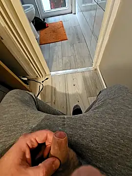 cross10 online show from December 2025 03:18:02 PM