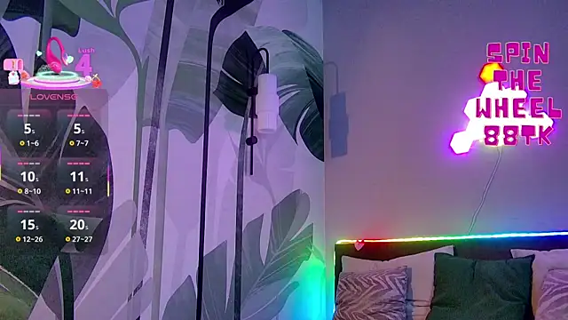 RubyValen online show from September 2025 01:32:02 AM