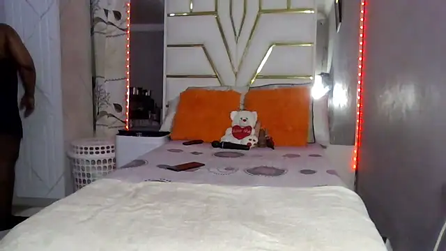 SexyyNana online show from November 2025 02:22:01 AM