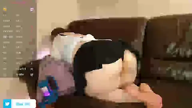 Snapshot of LilithEmber chatting on December 2024 10:54:02 PM LilithEmber online show from December 2024 10:54:02 PM