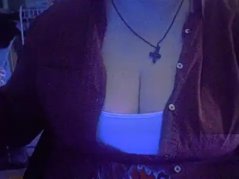 Snapshot of mayasmith chatting on February 2025 10:28:01 AM mayasmith online show from February 2025 10:28:01 AM