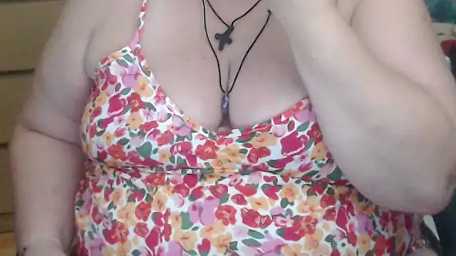 Snapshot of mayasmith chatting on September 2025 07:27:01 PM mayasmith online show from September 2025 07:27:01 PM