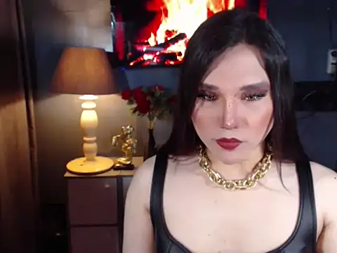 QueenMariaHard online show from December 2025 11:37:01 AM