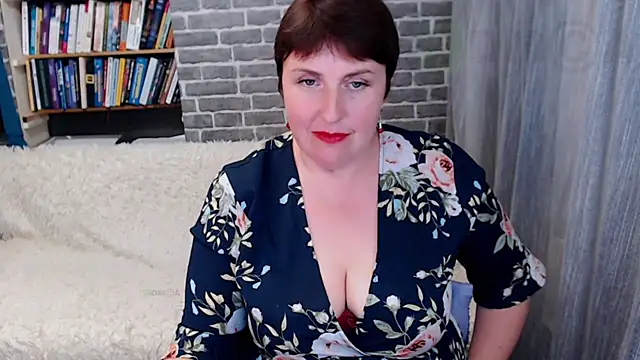 Rainbow lady online show from September 2025 02:51:01 PM