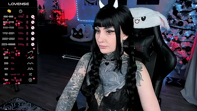 RachelQueen  online show from February 2025 06:17:01 PM