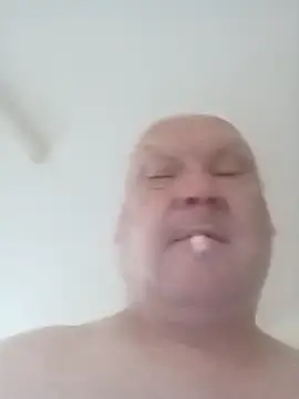 bigboy197311 online show from October 2025 06:44:01 AM