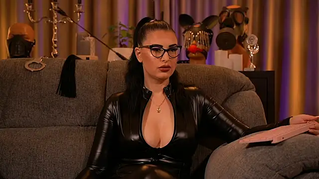 kelly kent online show from September 2025 09:42:01 PM