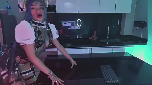 Snapshot of Scarlett_collins02 chatting on January 2025 01:23:02 AM Scarlett collins02 online show from January 2025 01:23:02 AM