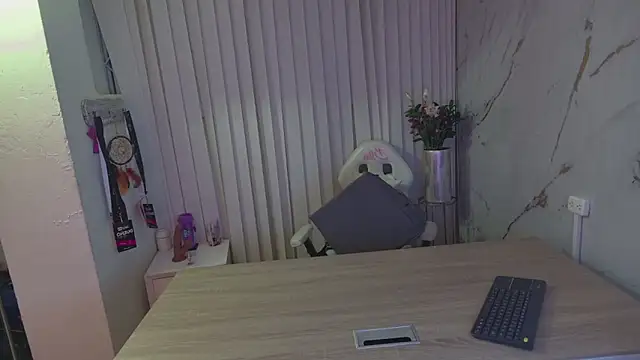 Snapshot of Scarlett_collins02 chatting on February 2025 04:03:01 AM Scarlett collins02 online show from February 2025 04:03:01 AM