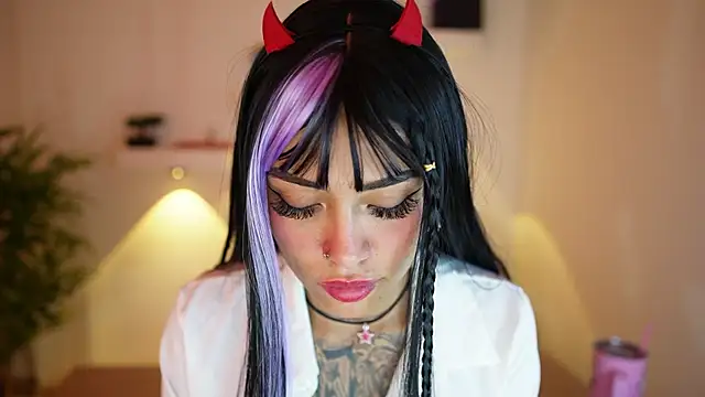 Snapshot of Scarlett_collins02 chatting on October 2025 12:30:01 AM Scarlett collins02 online show from October 2025 12:30:01 AM