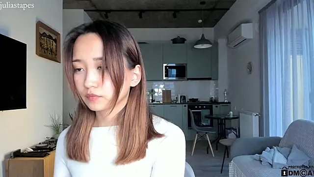 julias tapes online show from January 2025 01:49:01 PM