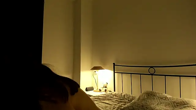 julias tapes online show from February 2025 12:16:01 AM