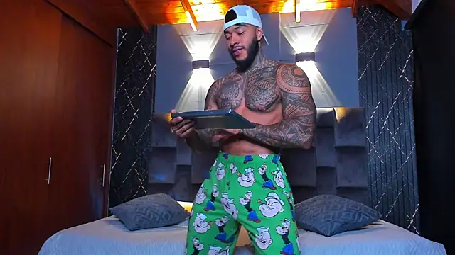 muscle man16 online show from December 2024 02:28:01 PM