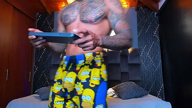 muscle man16 online show from December 2024 02:43:02 PM