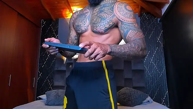 muscle man16 online show from January 2025 03:18:01 AM