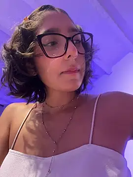 aurora xoxo online show from February 2025 04:36:01 AM