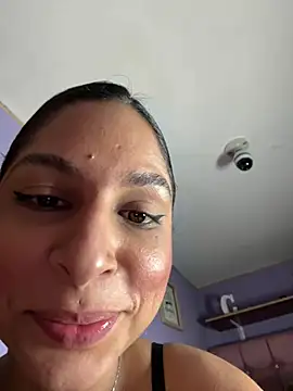 charlotte stevenss  online show from December 2024 04:51:01 PM